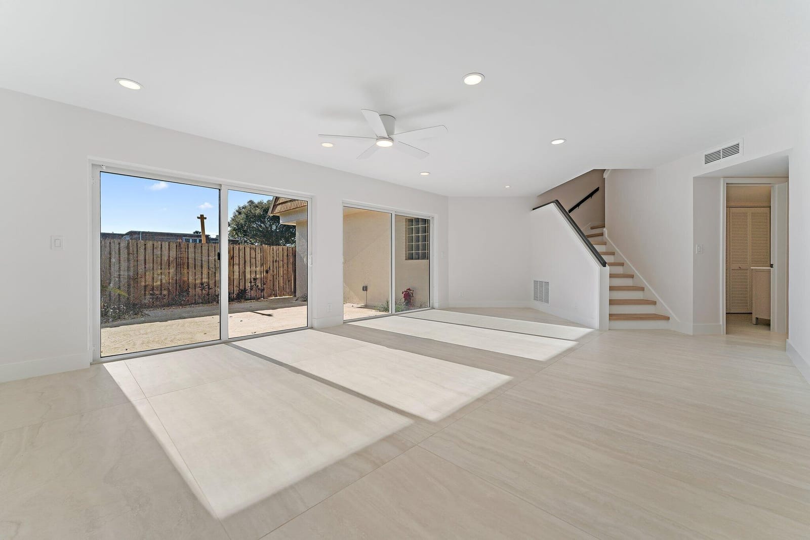 4270 Hazel Avenue B — photo 10
