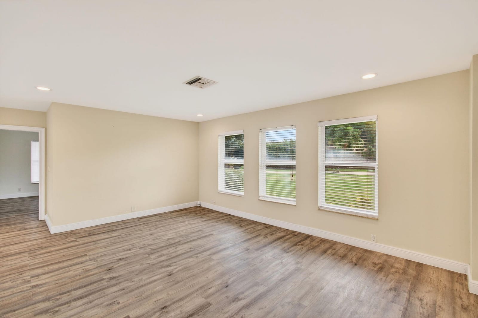 6063 Golf Vista Way, Boca Raton, FL 33433 photo 9