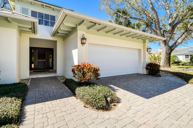104 Weomi Lane, Jupiter, FL 33458
