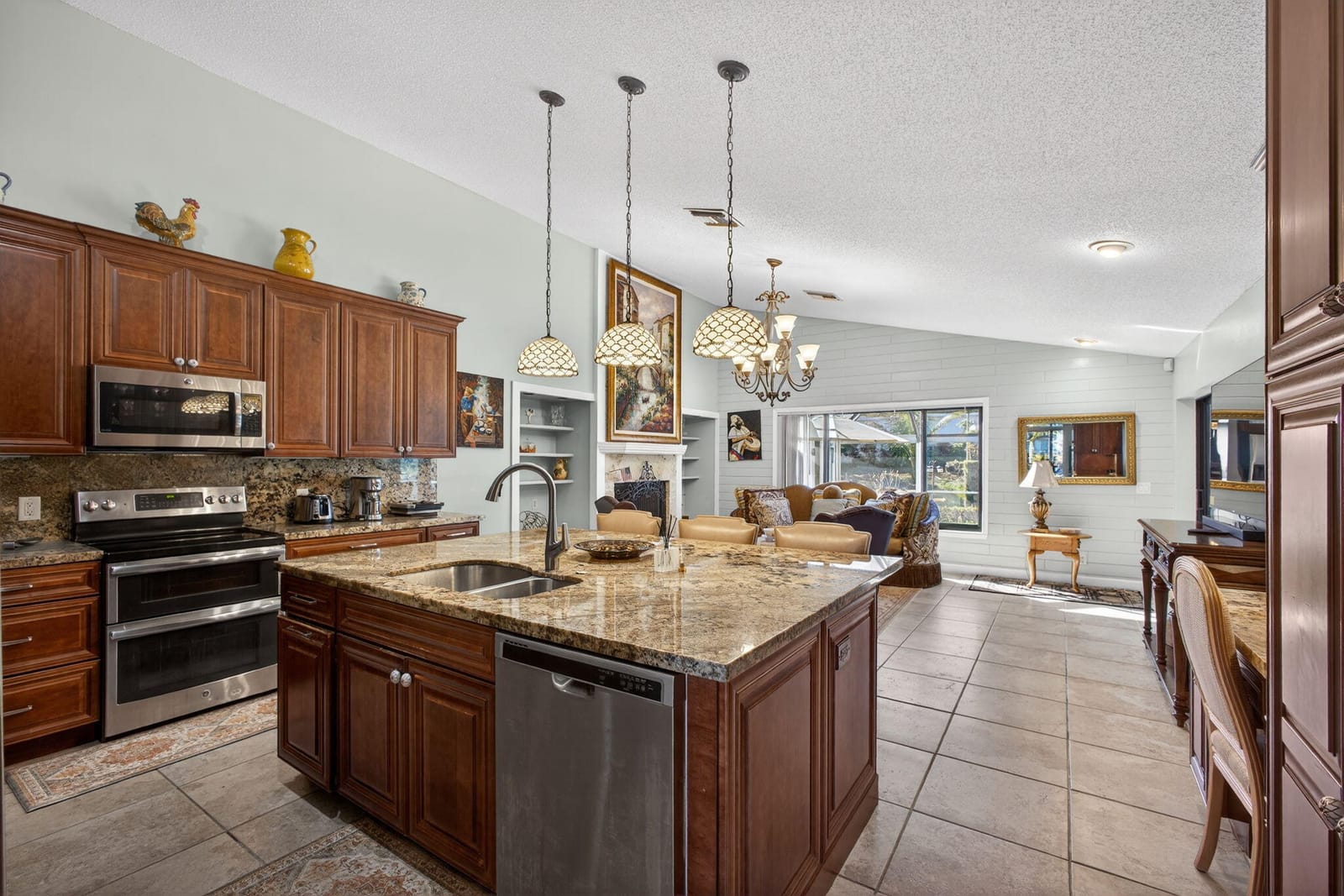 168 Thornton Drive — photo 10