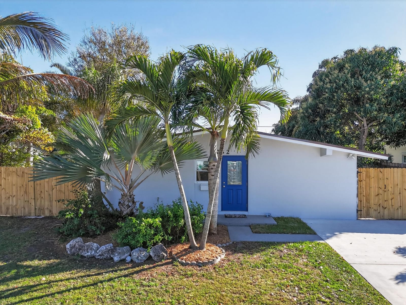 3762 Florida Boulevard, Palm Beach Gardens, FL 33410 photo 1