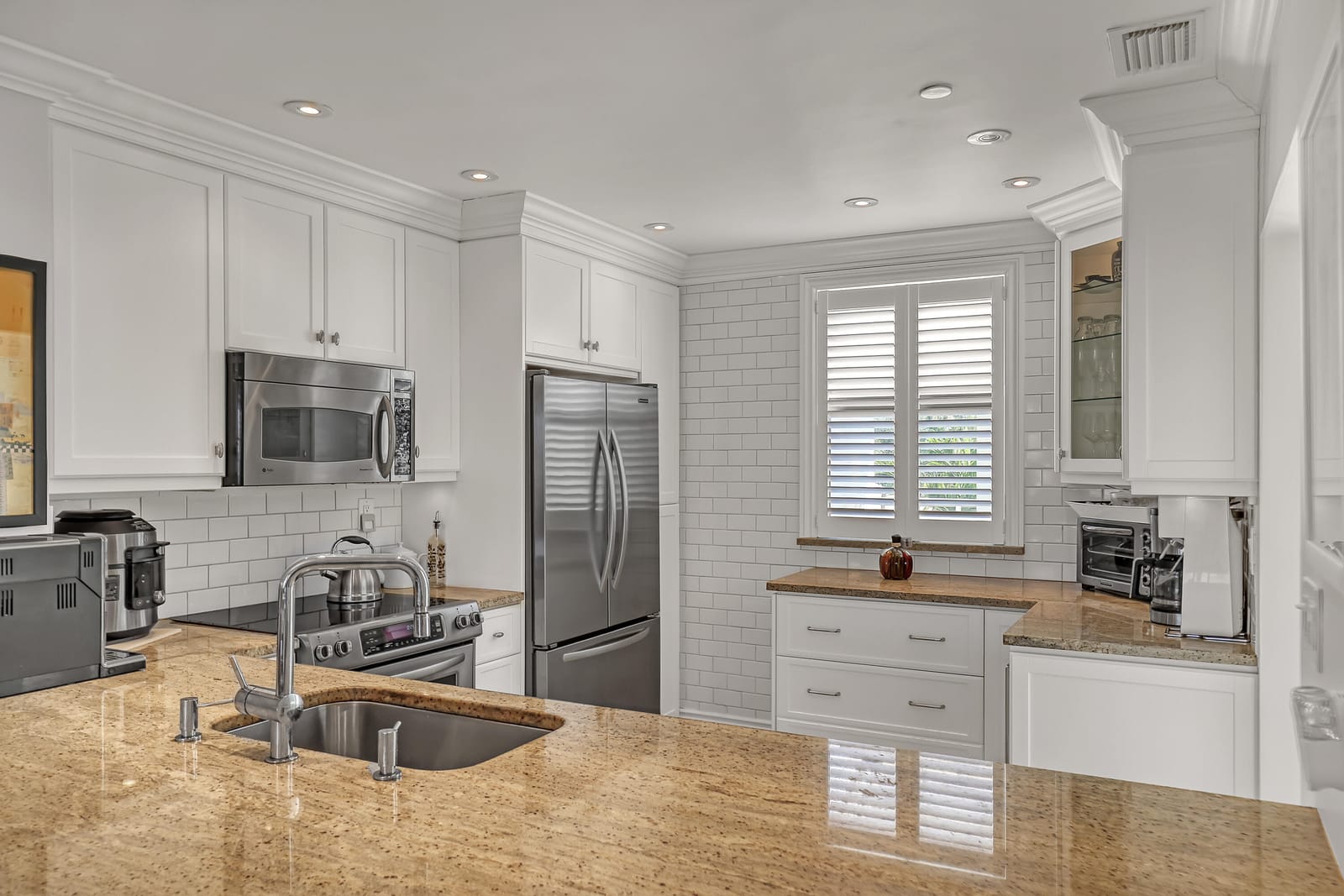945 Oak Harbour Drive 945 — photo 10