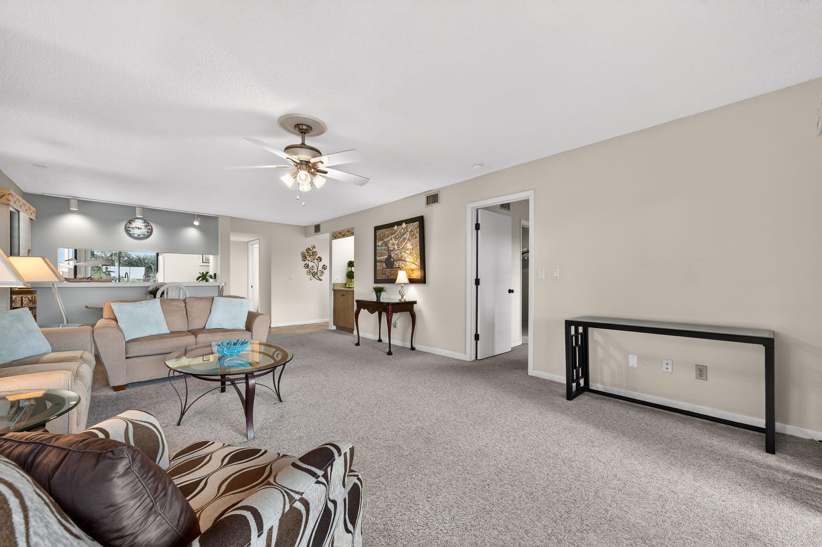 2491 NE Ocean Boulevard 106, Stuart, FL 34996 photo 16