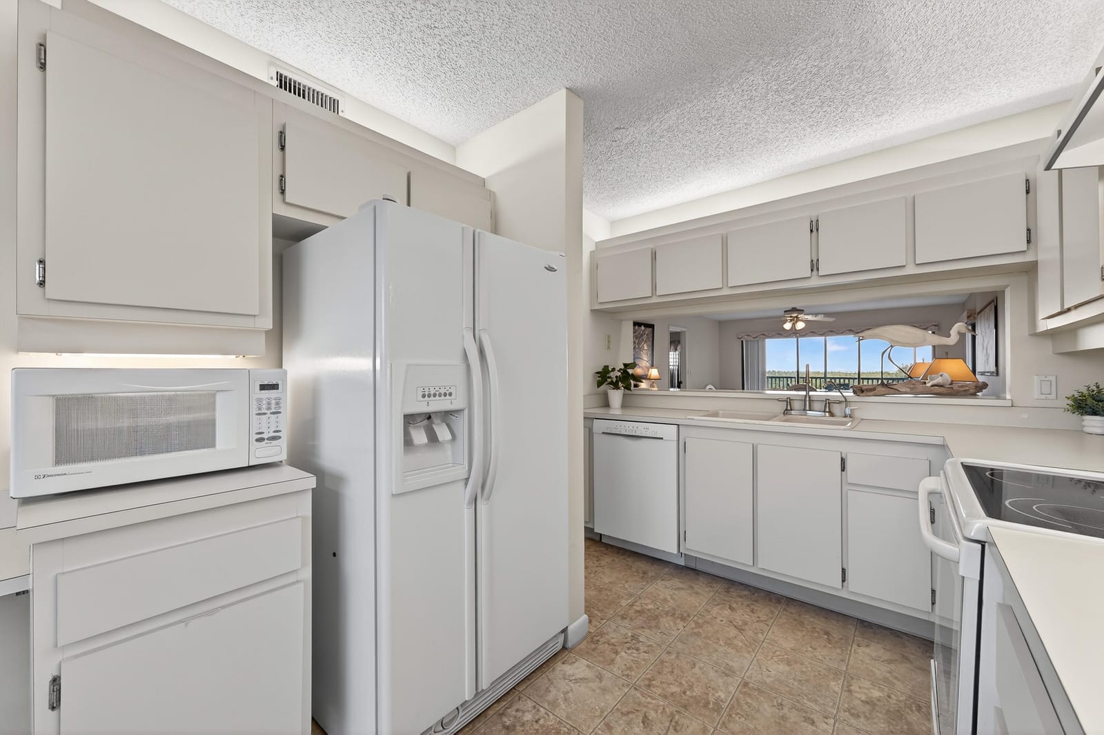2491 NE Ocean Boulevard 106, Stuart, FL 34996 photo 23