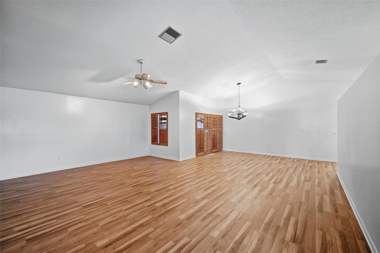 2495 NW 14th Street — photo 10