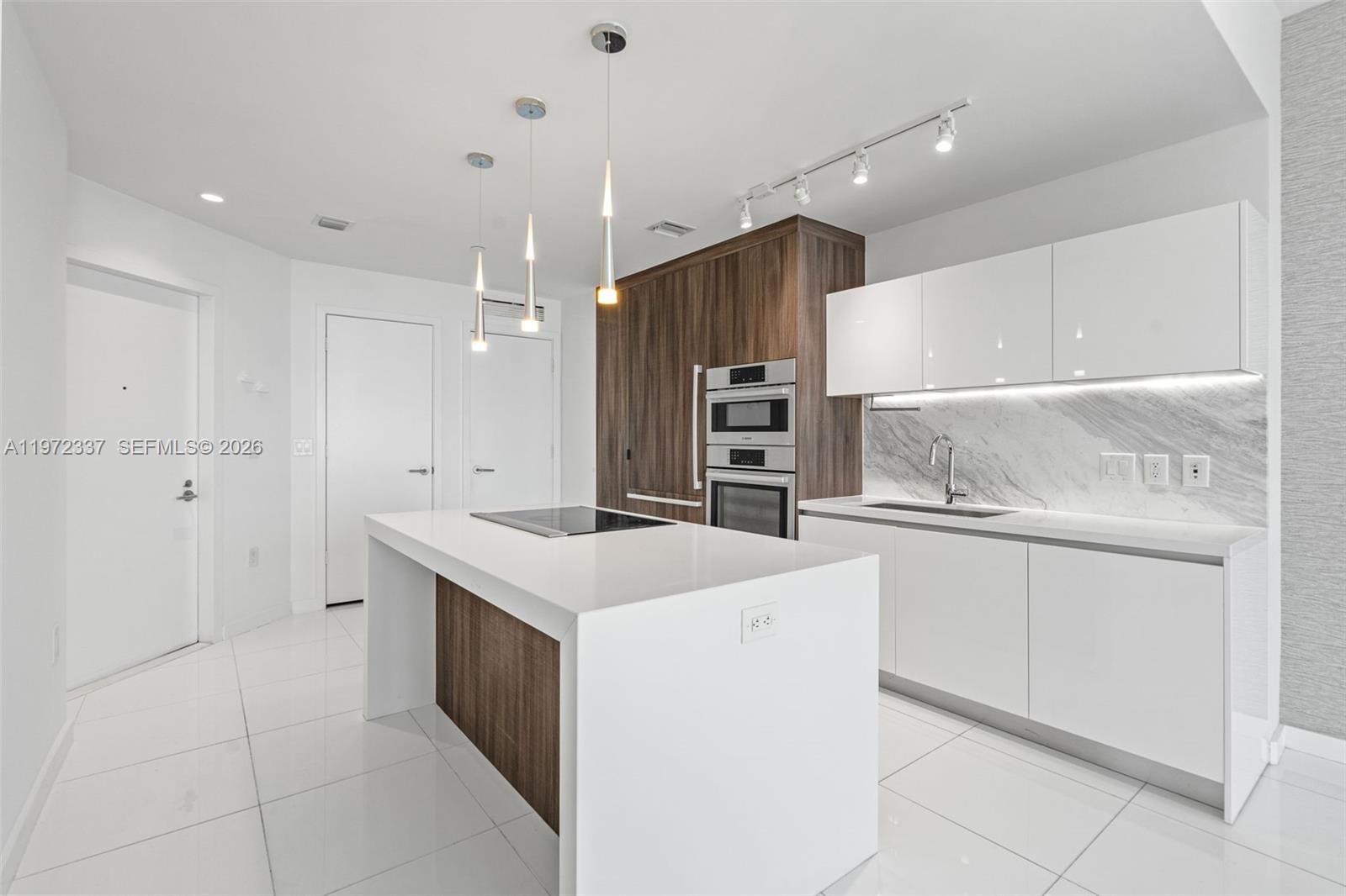 851 NE 1st Avenue 1506 — photo 7
