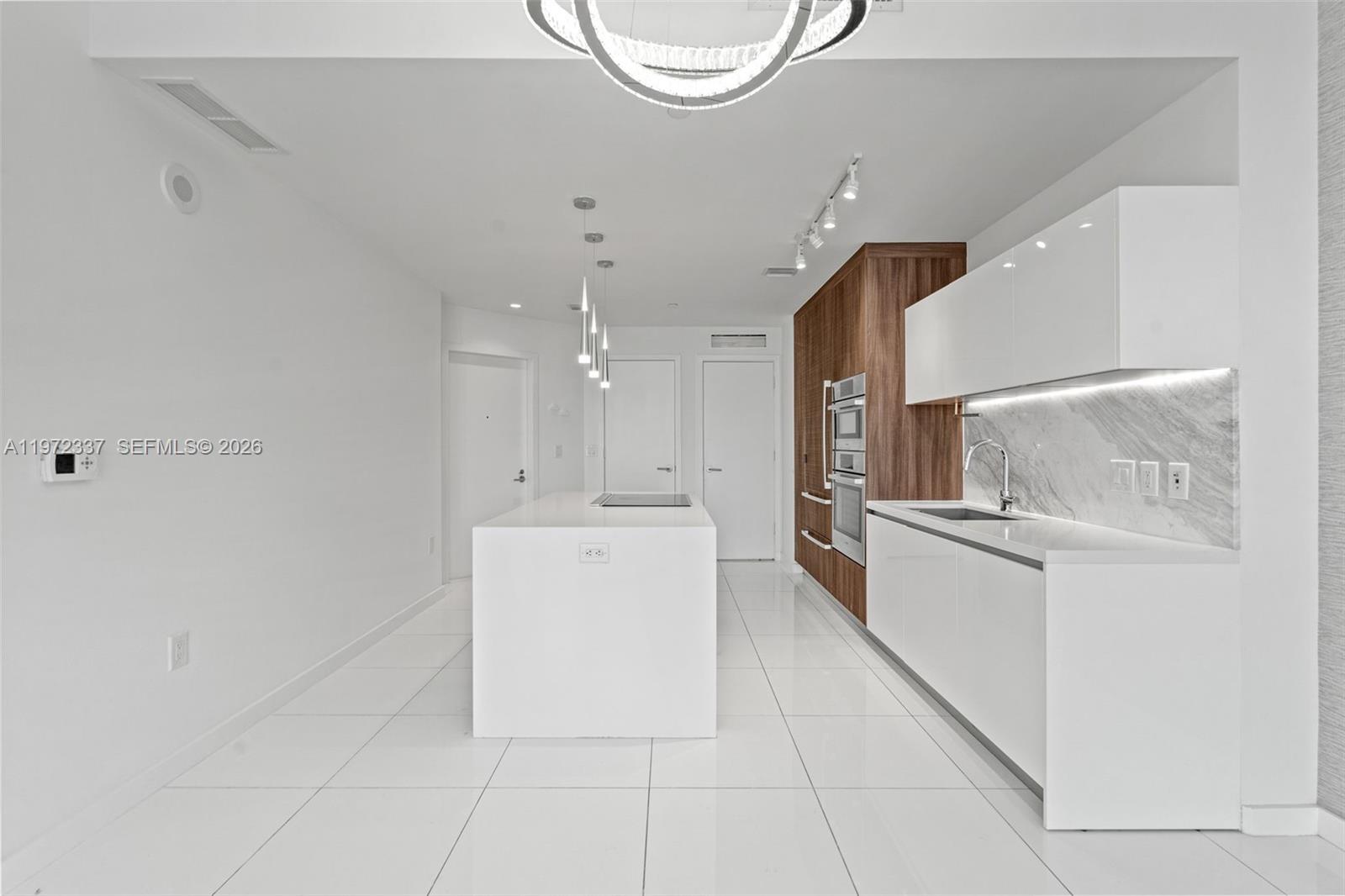 851 NE 1st Avenue 1506 — photo 8