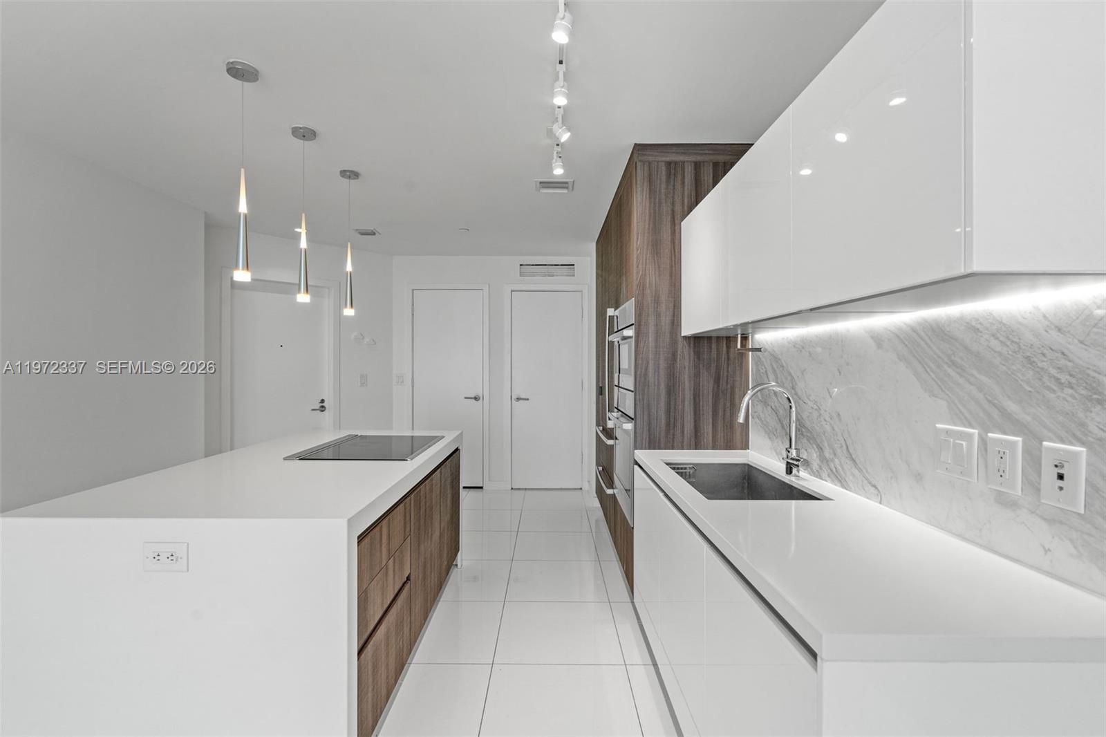 851 NE 1st Avenue 1506, Miami, FL 33132, Miami