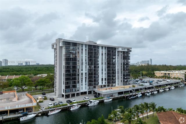3500 NE 135 502 502, North Miami, FL 33181