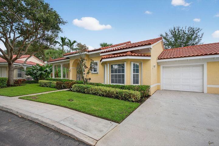 130 Mangrove Bay Way — photo 3