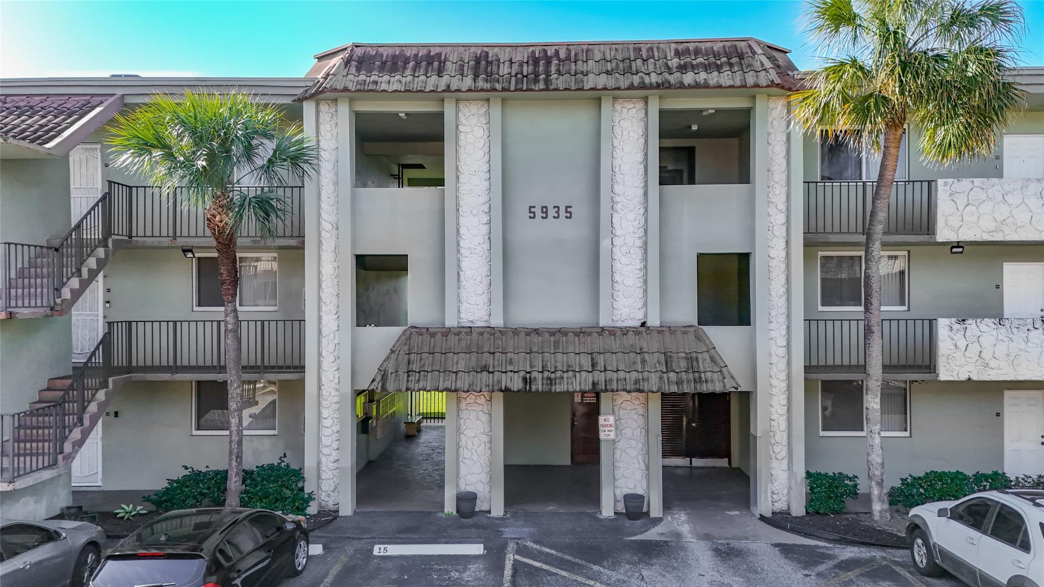 5935 Del Lago Circle 108, Sunrise, FL 33313, Sunrise