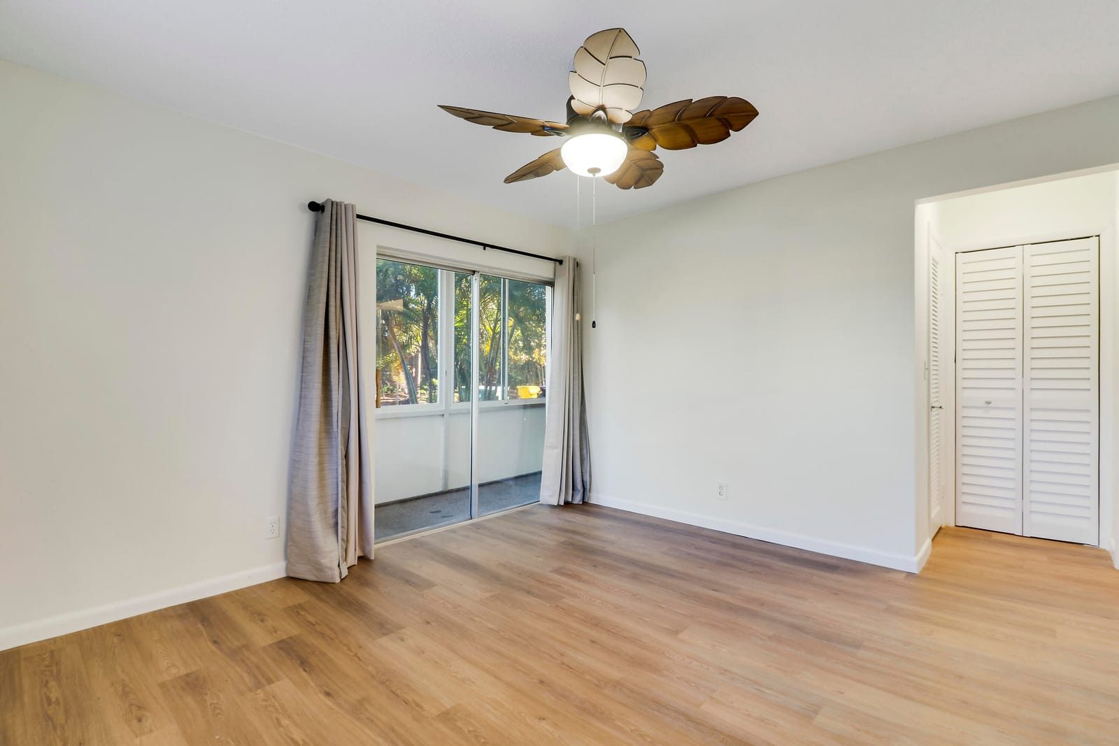 269 Norwich L, West Palm Beach, FL 33417 photo 13