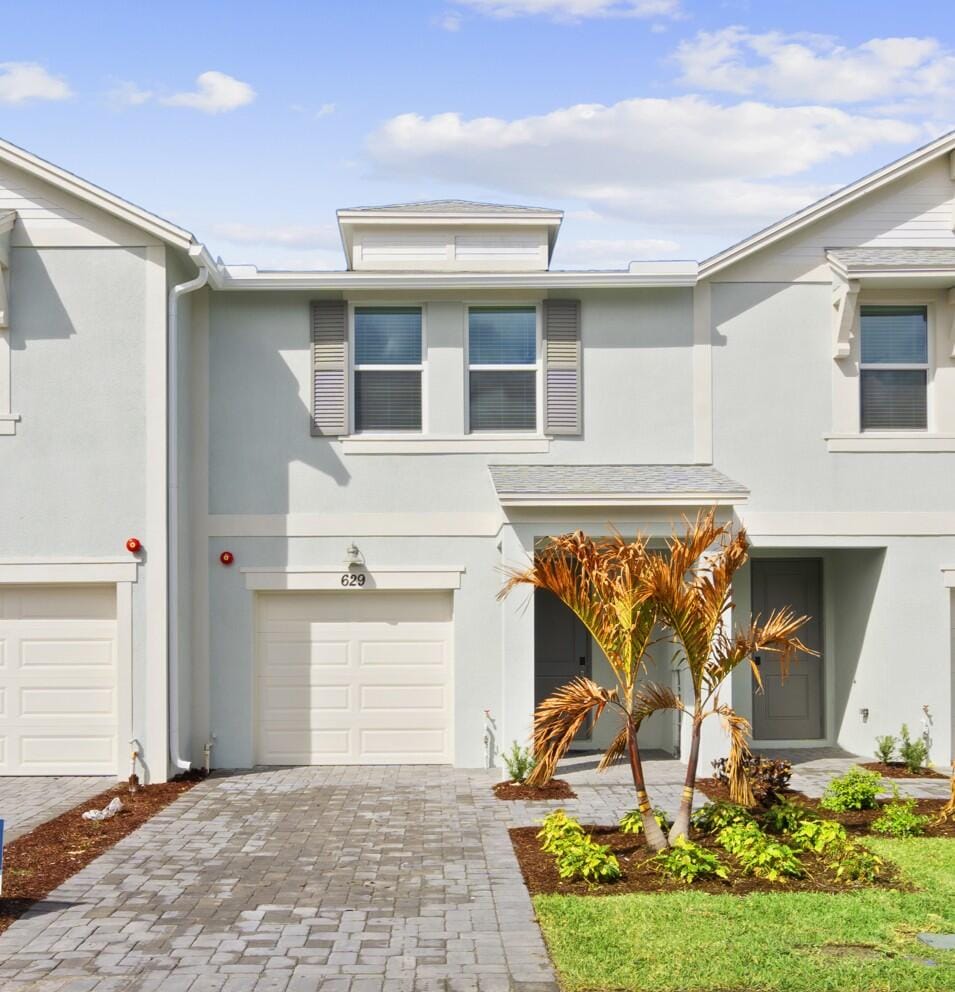 629 Salisbury Circle, Fort Pierce, FL 34982