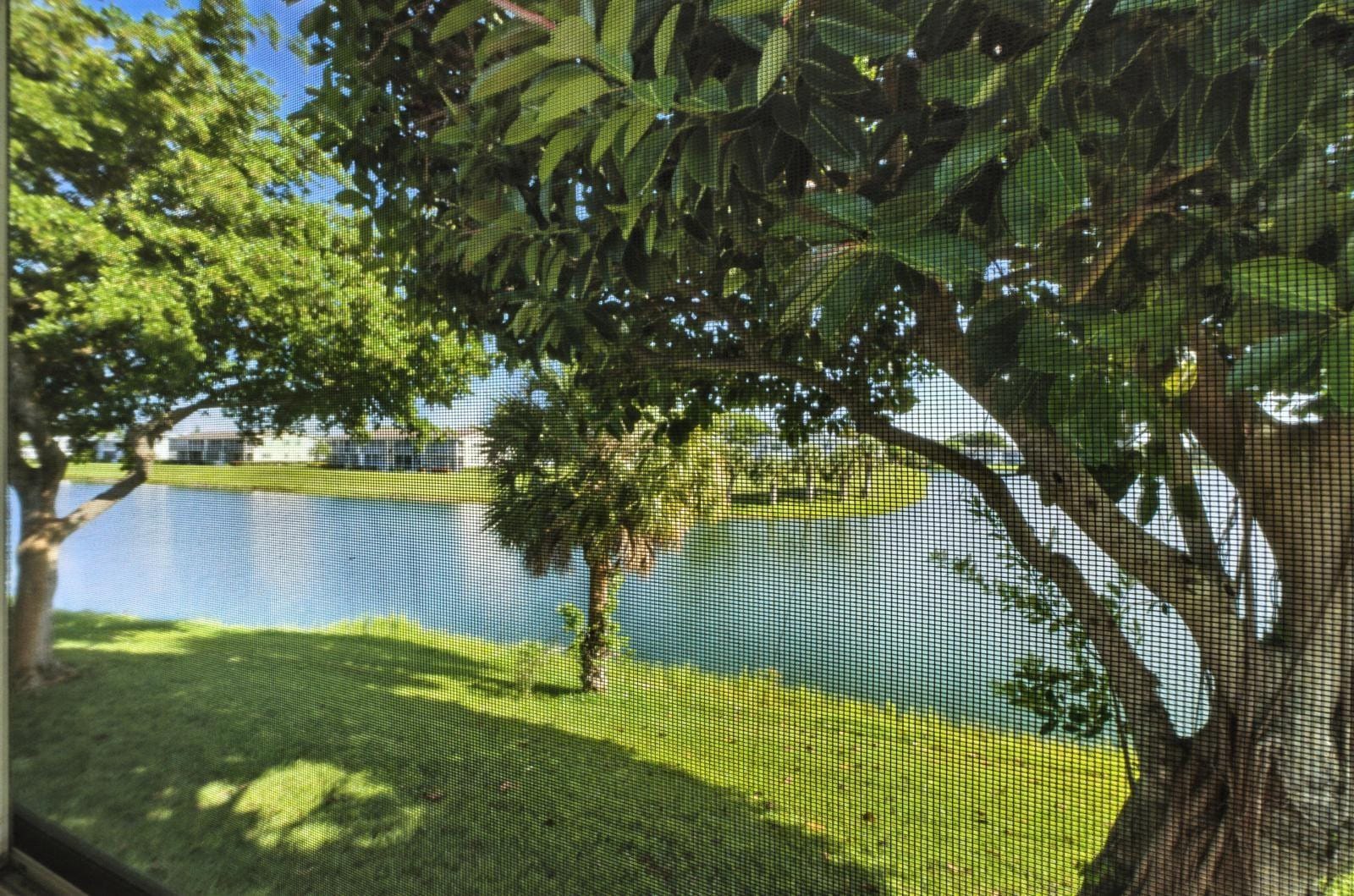 61 Somerset C, West Palm Beach, FL 33417 photo 16