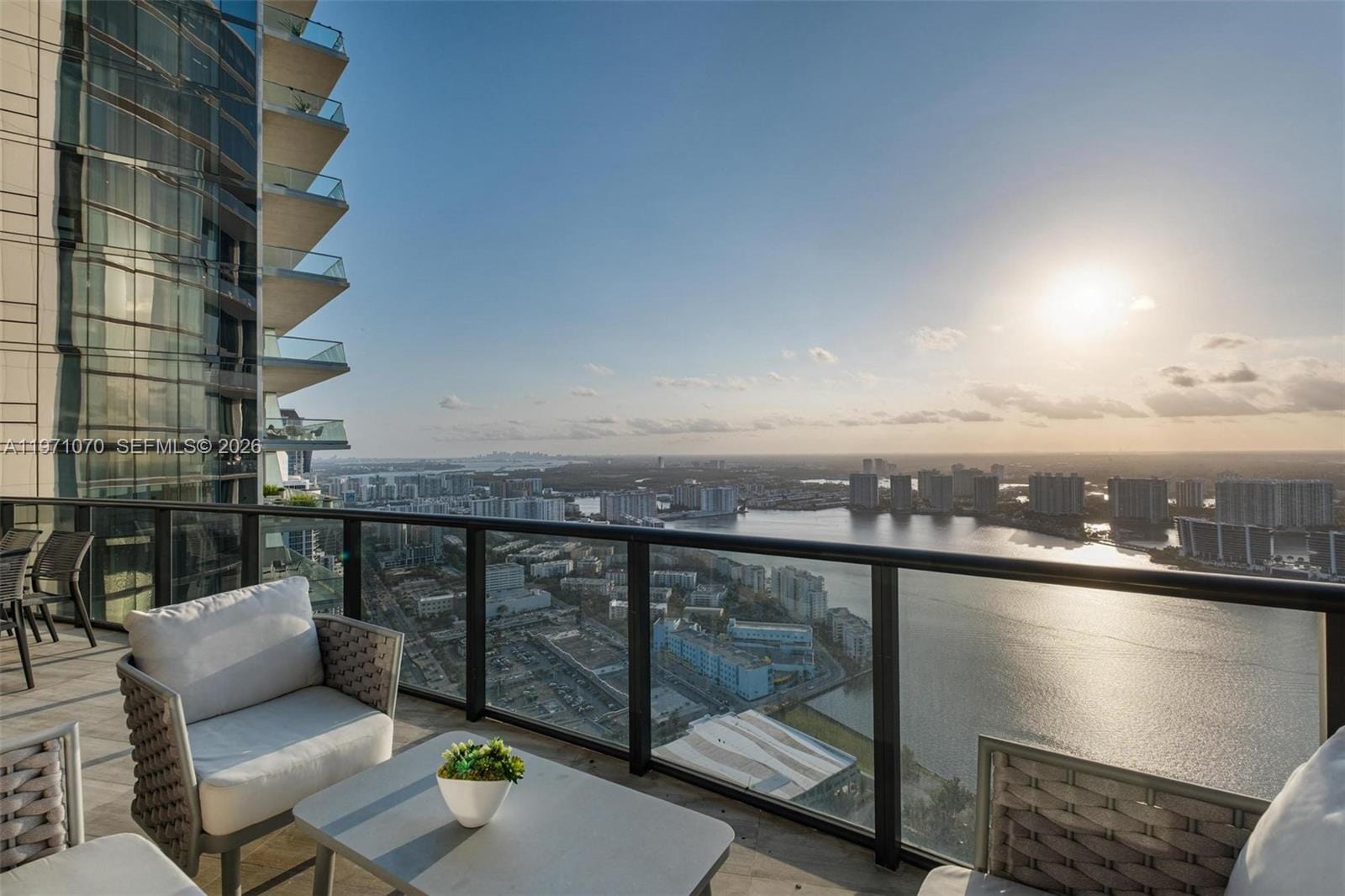 18555 Collins Avenue 5003, Sunny Isles Beach, FL 33160 photo 23