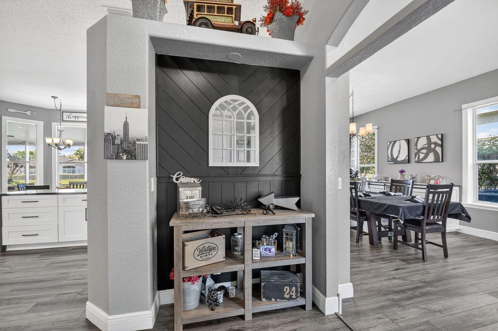 5947 Bay Hill Circle — photo 4