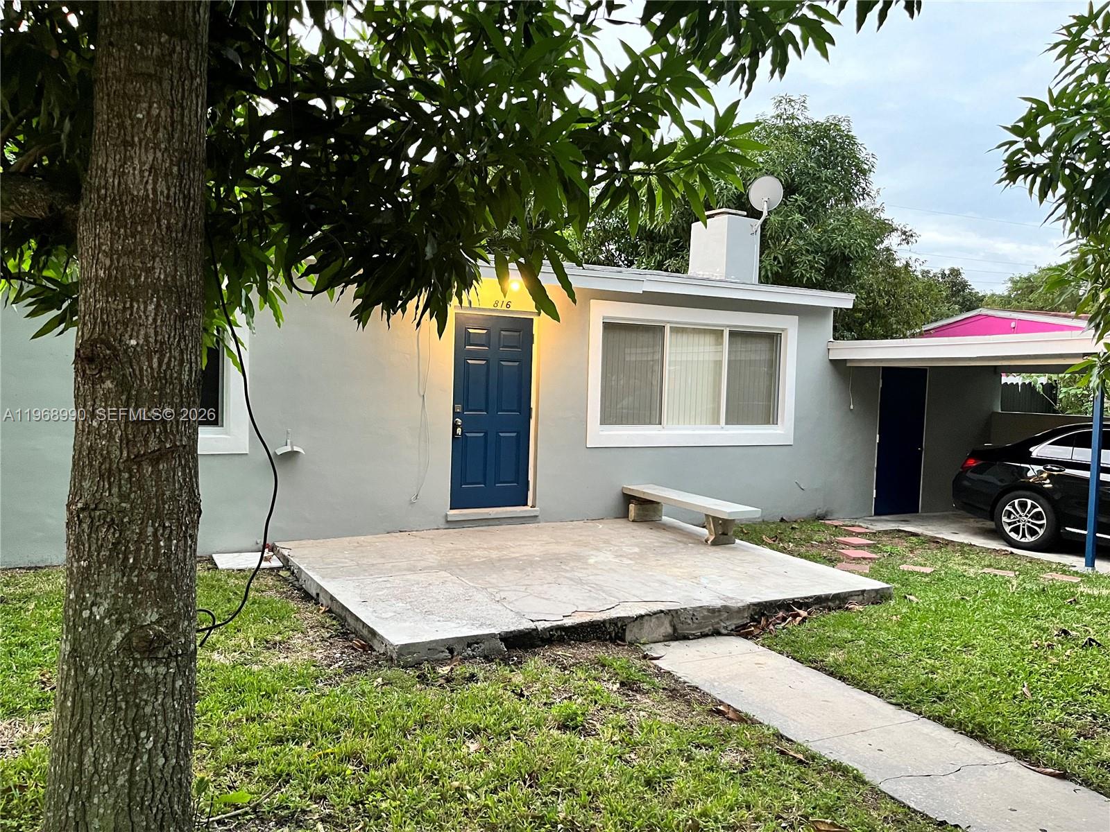 816 Beech Road, West Palm Beach, FL 33409, West Palm Beach