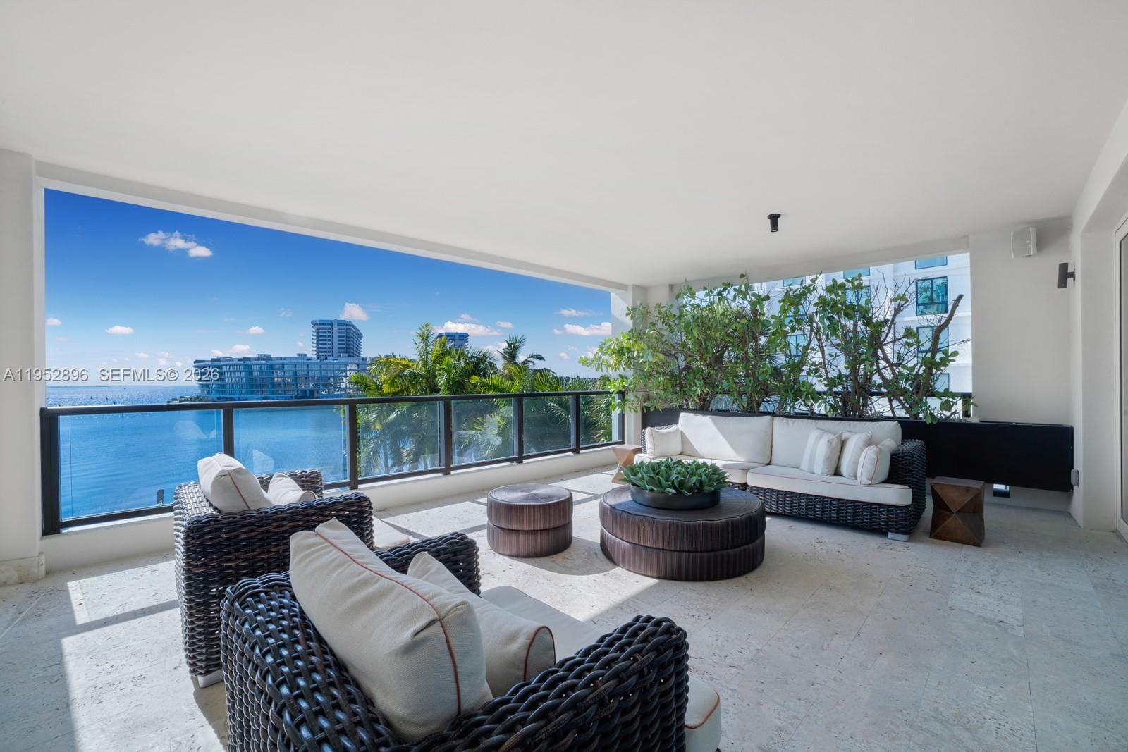 3535 Hiawatha Avenue 403, Miami, FL 33133 photo 2