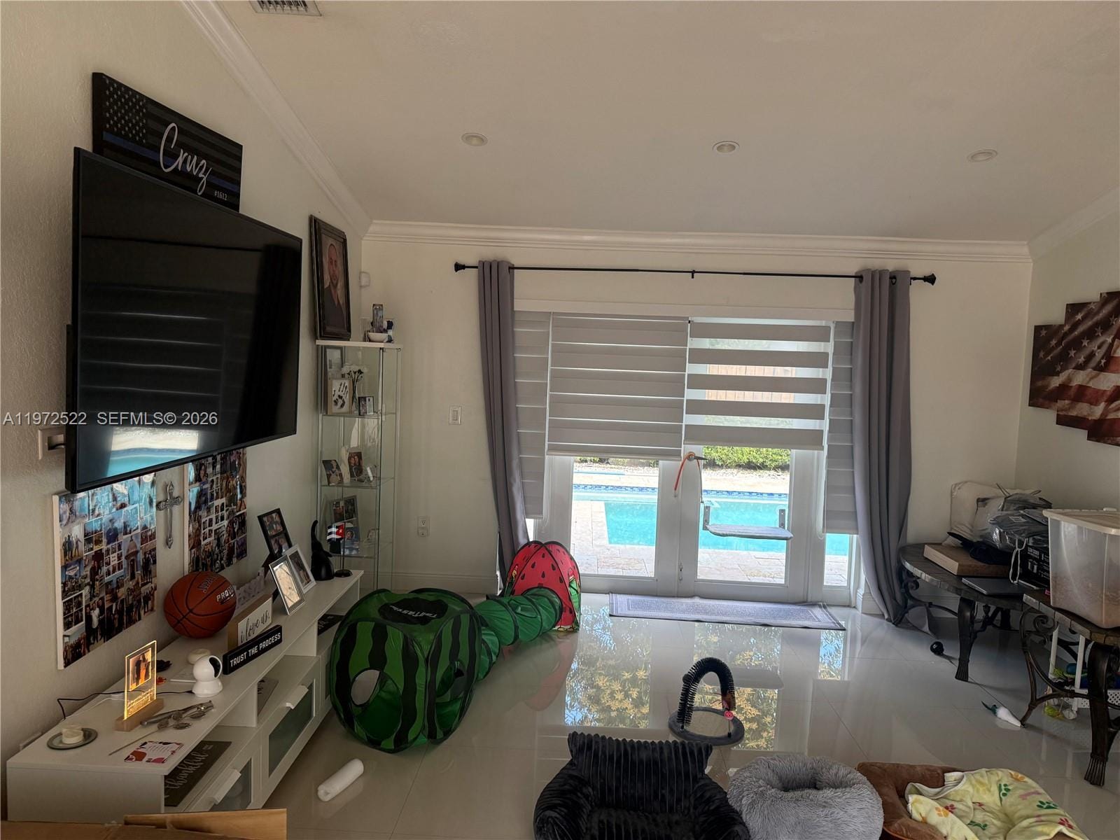 19633 NW 62nd Place, Miami, FL 33015 photo 2
