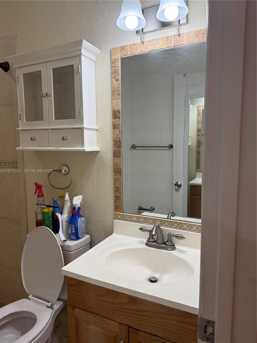 19633 NW 62nd Place, Miami, FL 33015 photo 11