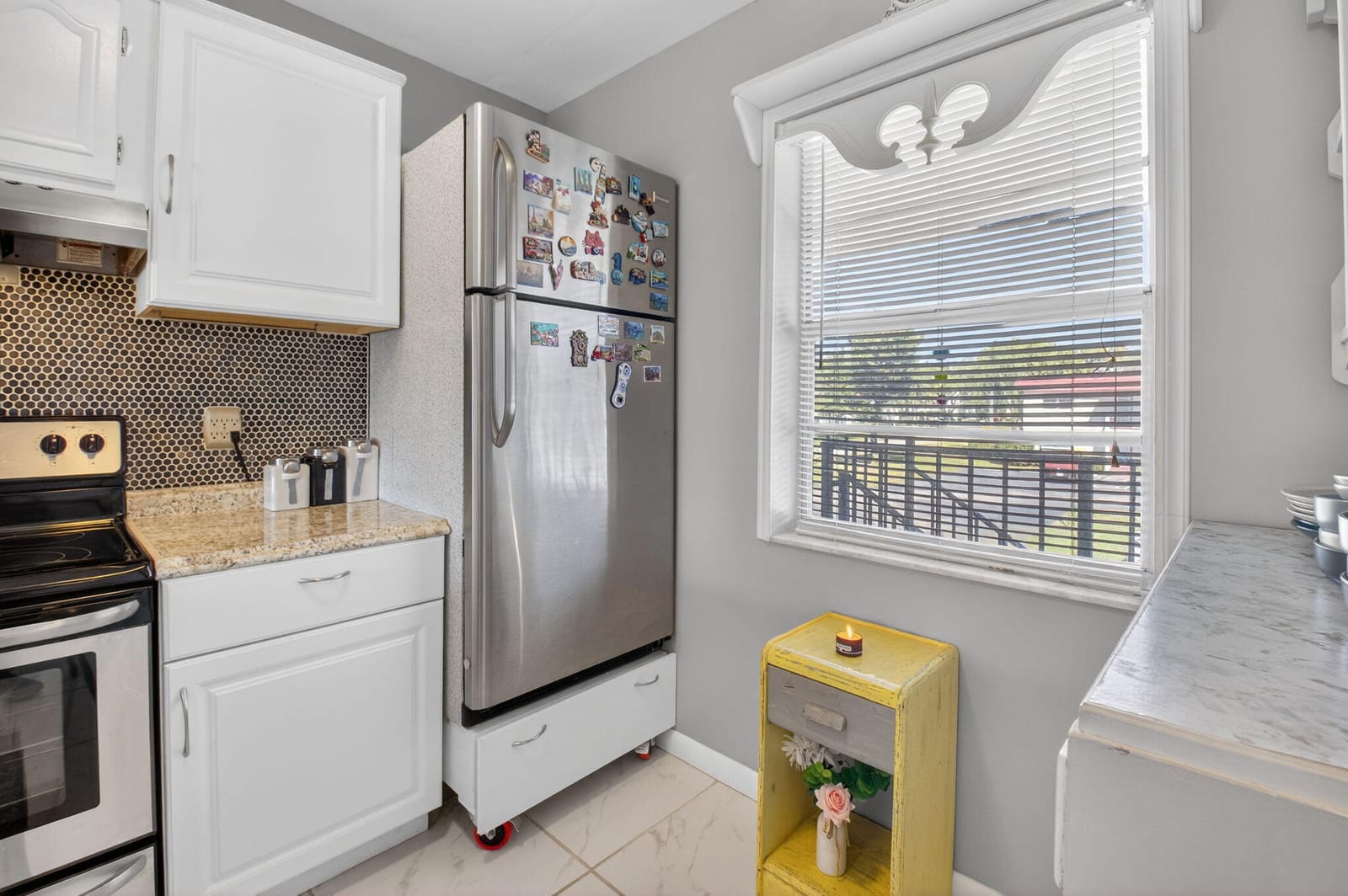 33 Abbey Lane 207 — photo 9