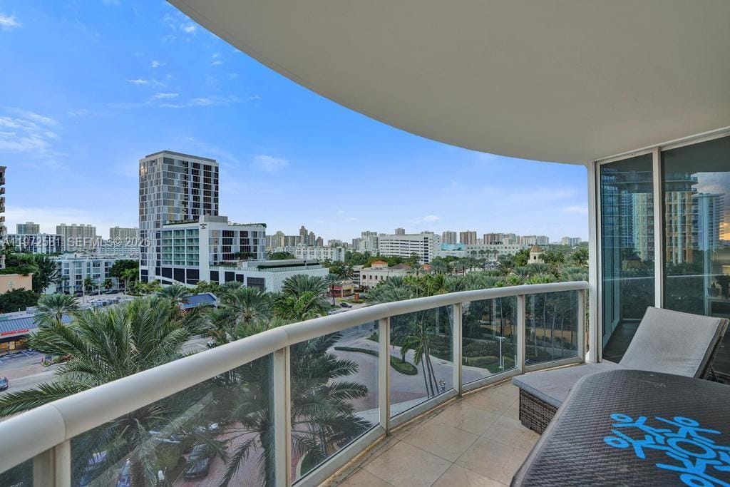 17555 Collins Avenue 704, Sunny Isles Beach, FL 33160 photo 1