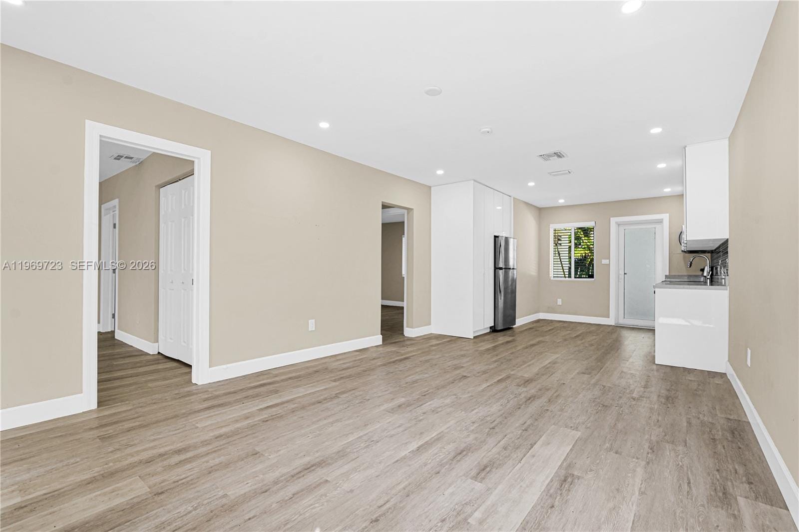 11919 NE 8th Avenue, Biscayne Park, FL 33161 photo 17