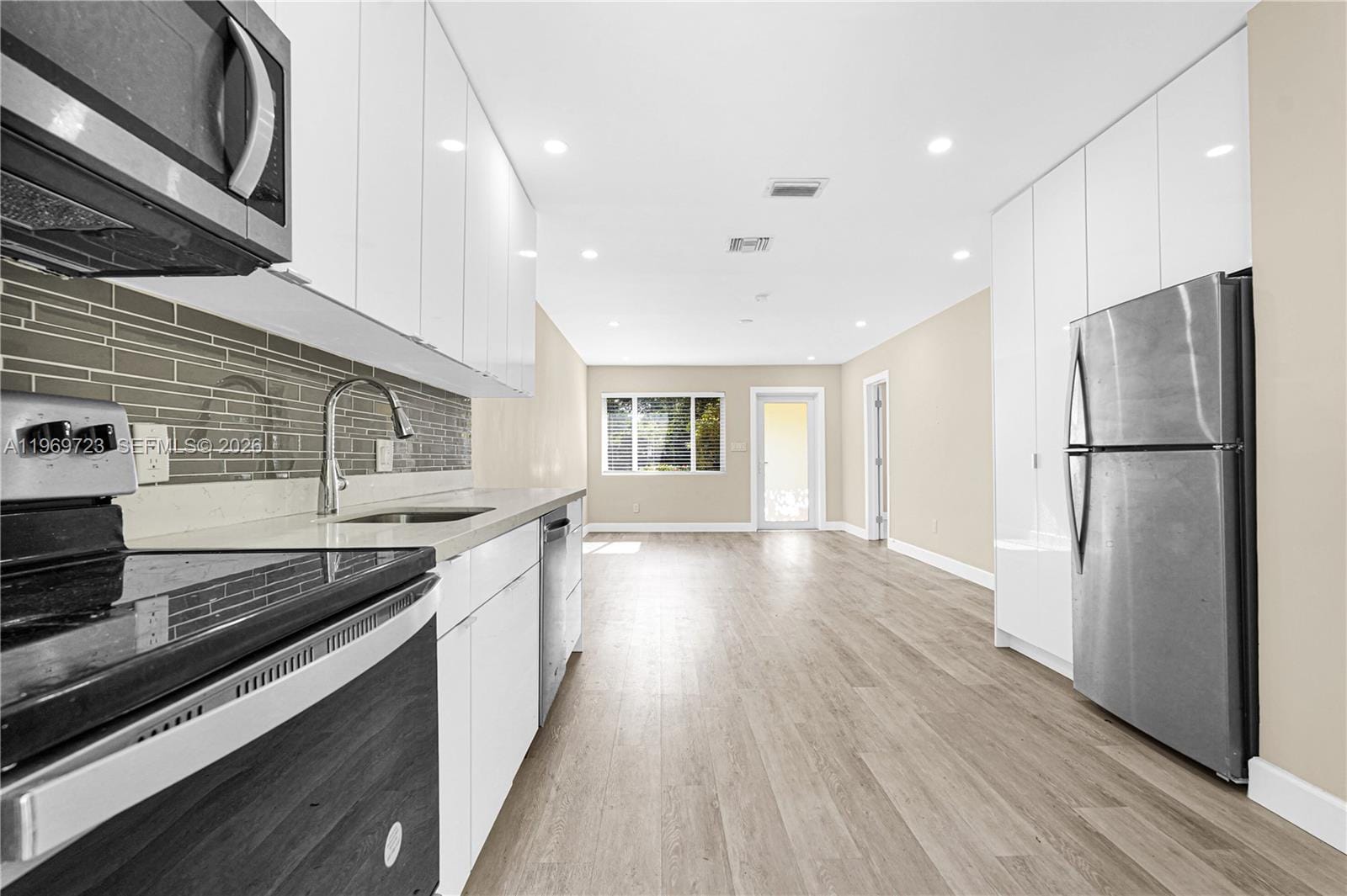 11919 NE 8th Avenue, Biscayne Park, FL 33161 photo 21