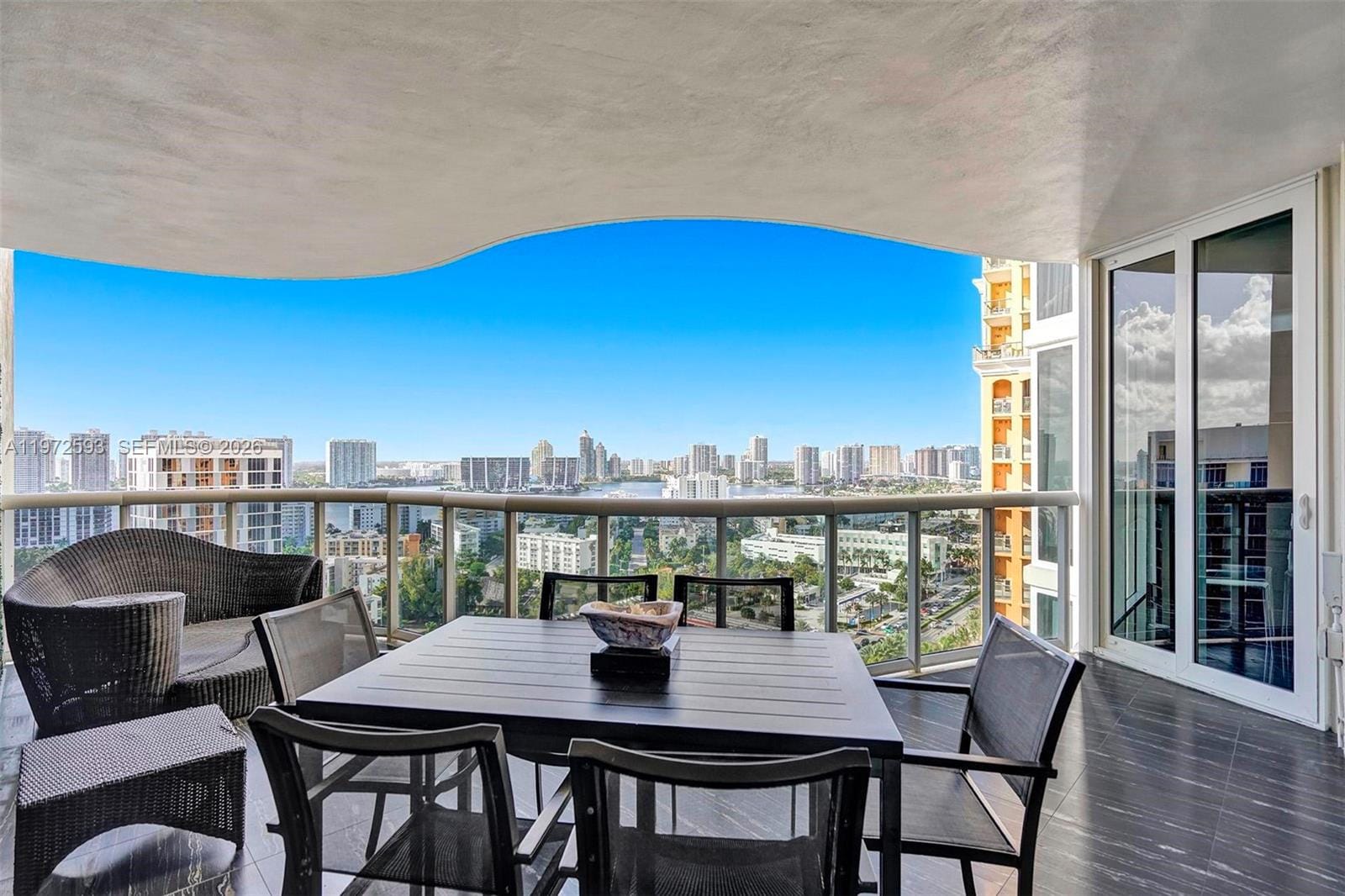17555 Collins Avenue 2107, Sunny Isles Beach, FL 33160 photo 22
