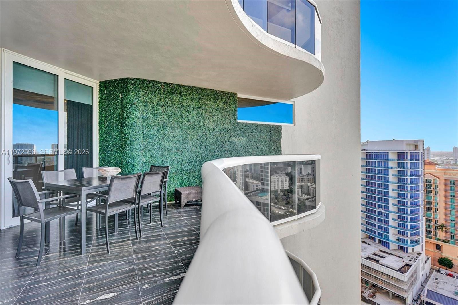 17555 Collins Avenue 2107, Sunny Isles Beach, FL 33160 photo 25