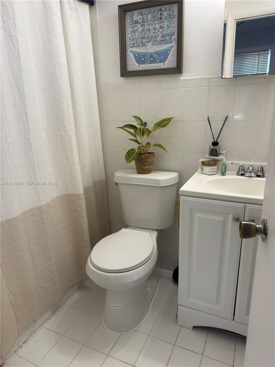 17221 NW 82nd Avenue, Hialeah, FL 33015 photo 21
