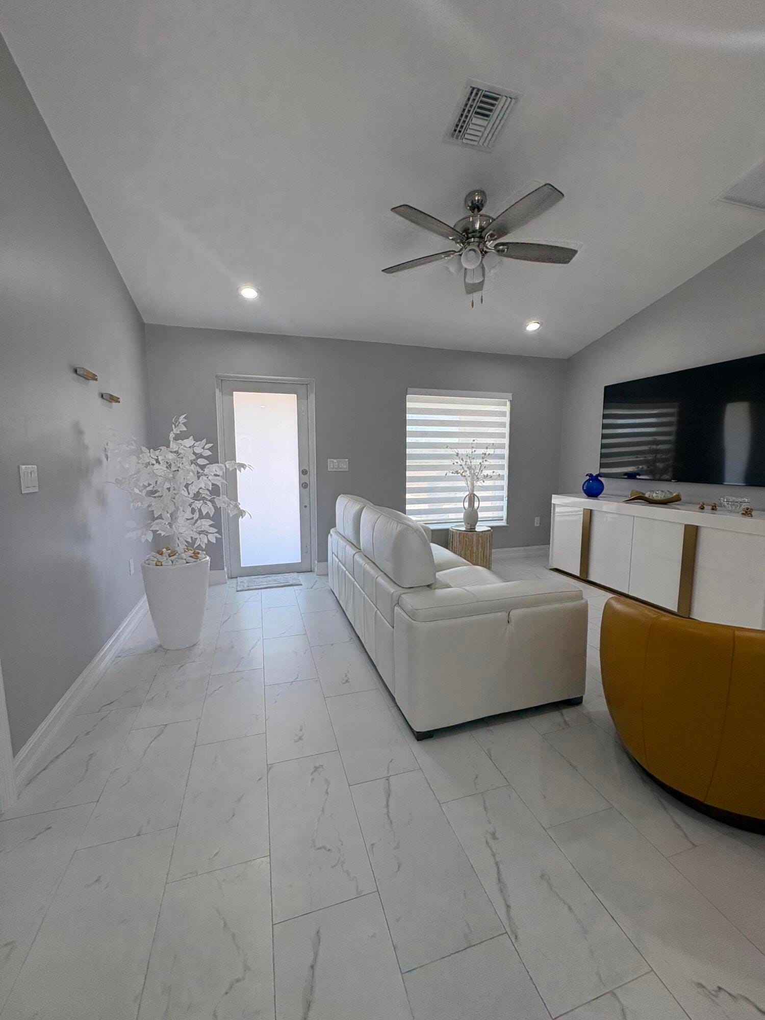 9019 S Castle Circle, LaBelle, FL 33935 photo 7