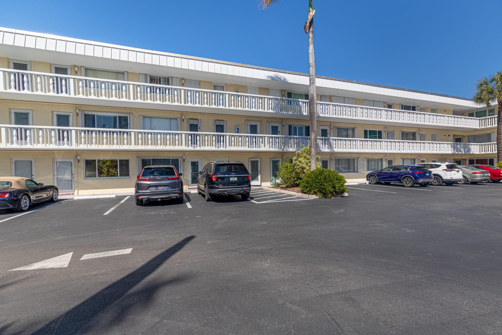 101 Doolen Court 210 — photo 3