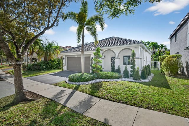 4115 Sabal Ridge Circle, sold in The Ridges, Weston, FL