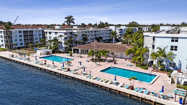 2012 S Federal Highway 404, Boynton Beach, FL 33435
