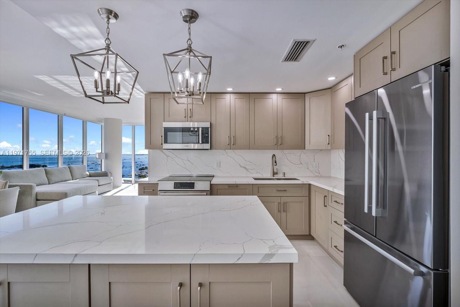 3400 SW 27th Avenue 1601, Miami, FL 33133 photo 6