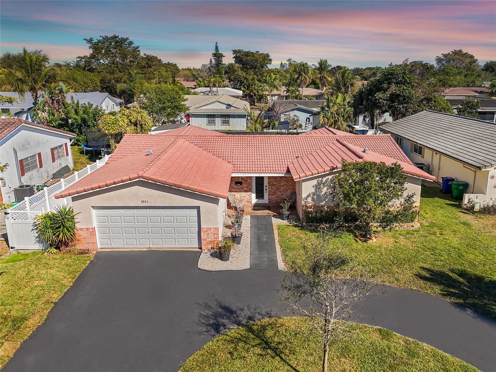 3971 NW 108th Avenue, Coral Springs, FL 33065 photo 2