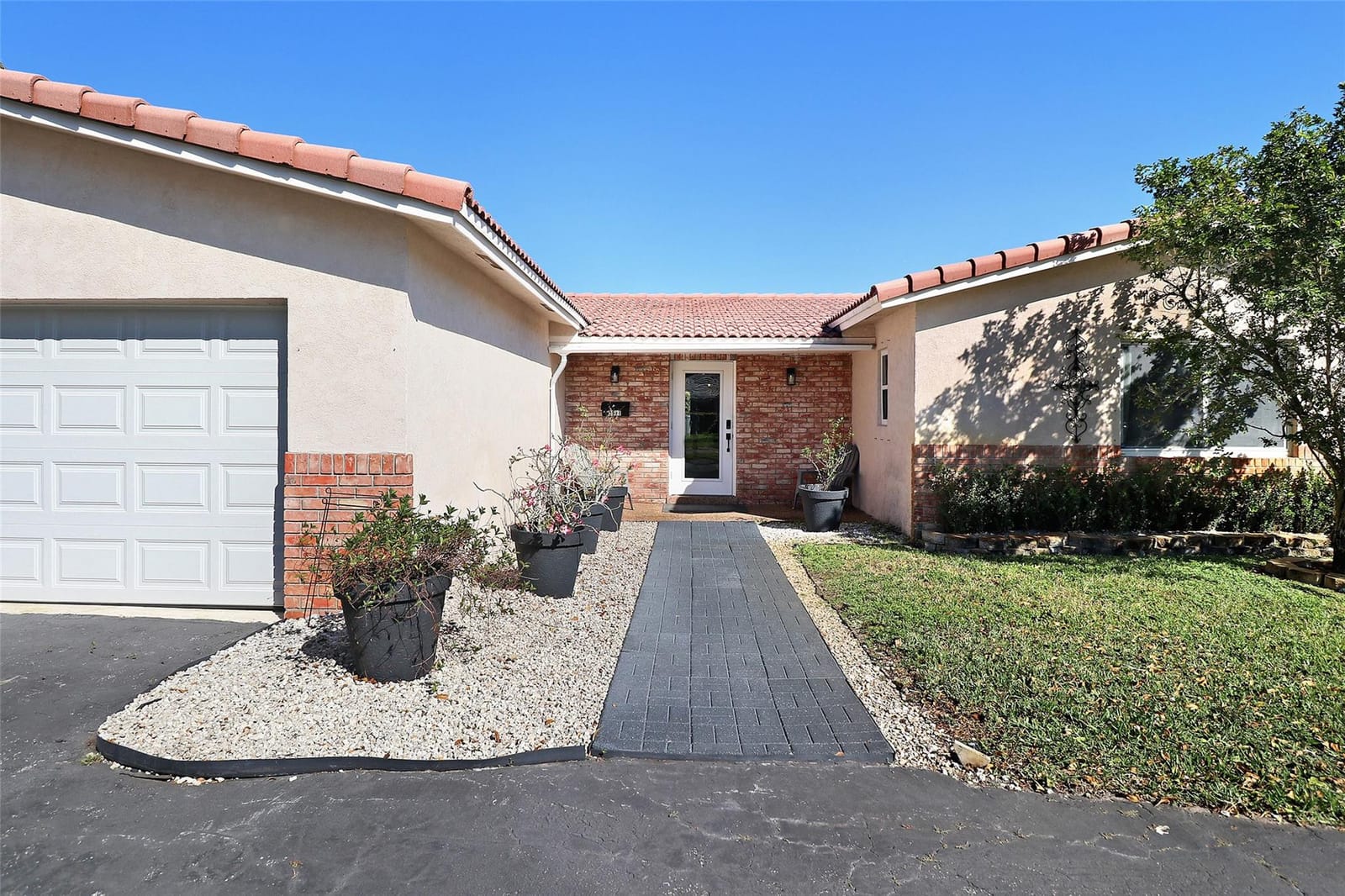 3971 NW 108th Avenue, Coral Springs, FL 33065 photo 4