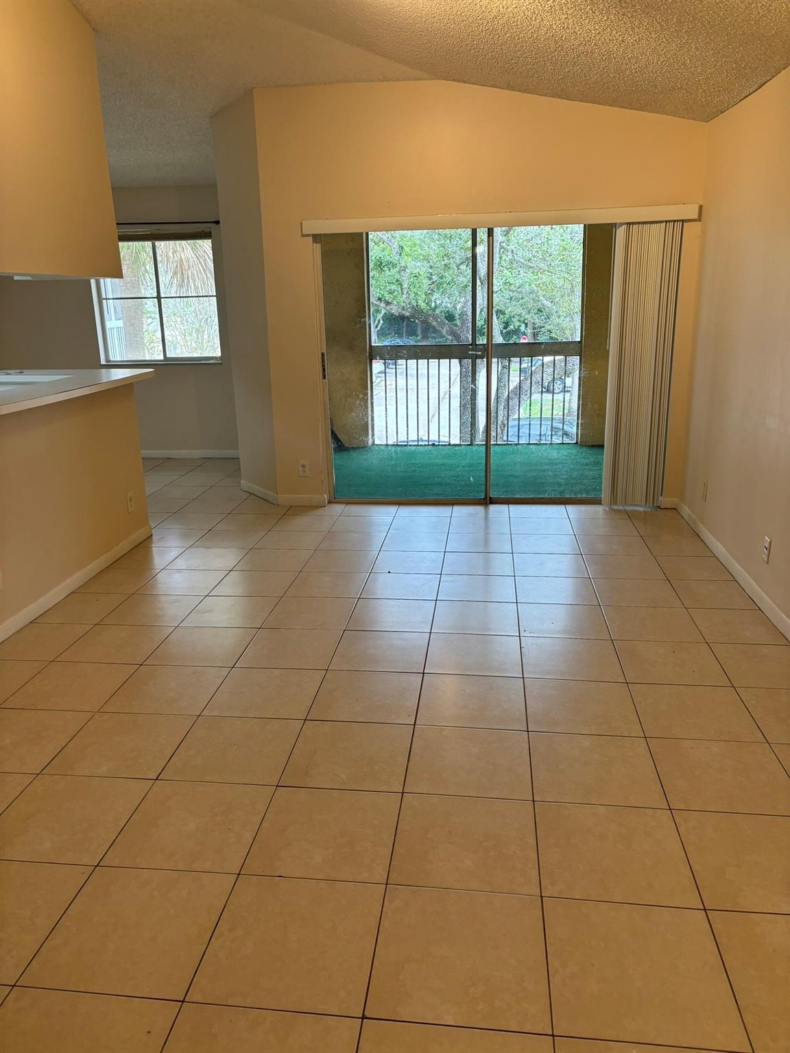 9833 Westview Drive 822, Coral Springs, FL 33076, Coral Springs