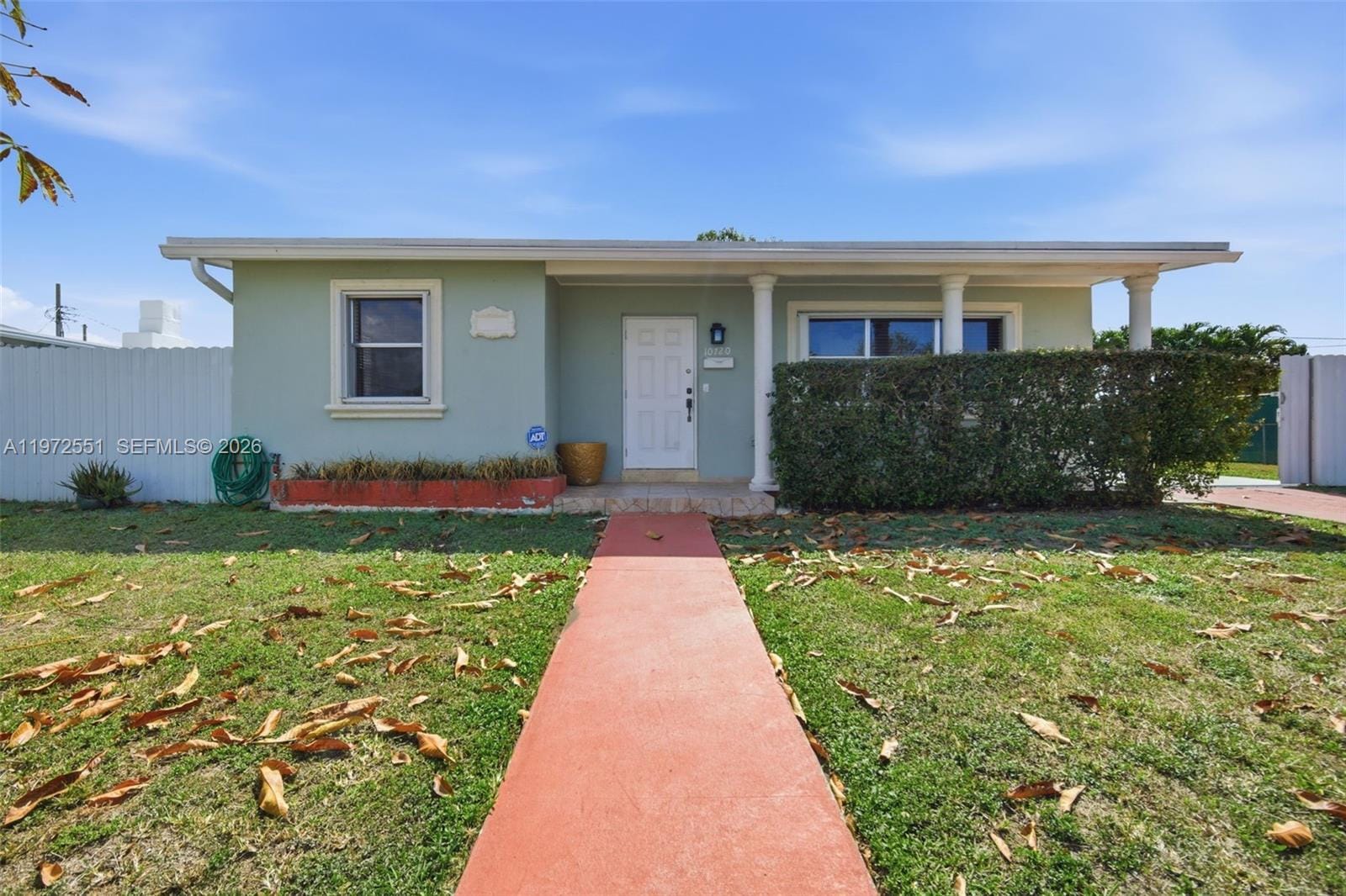 10720 SW 55th Terrace, Miami, FL 33165 photo 4