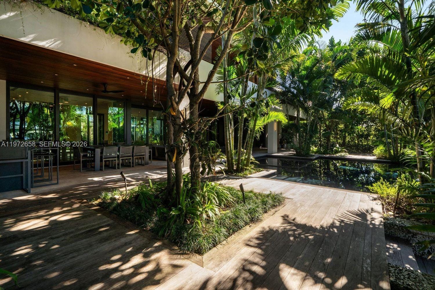 6850 Sunrise Court, Coral Gables, FL 33133 photo 14