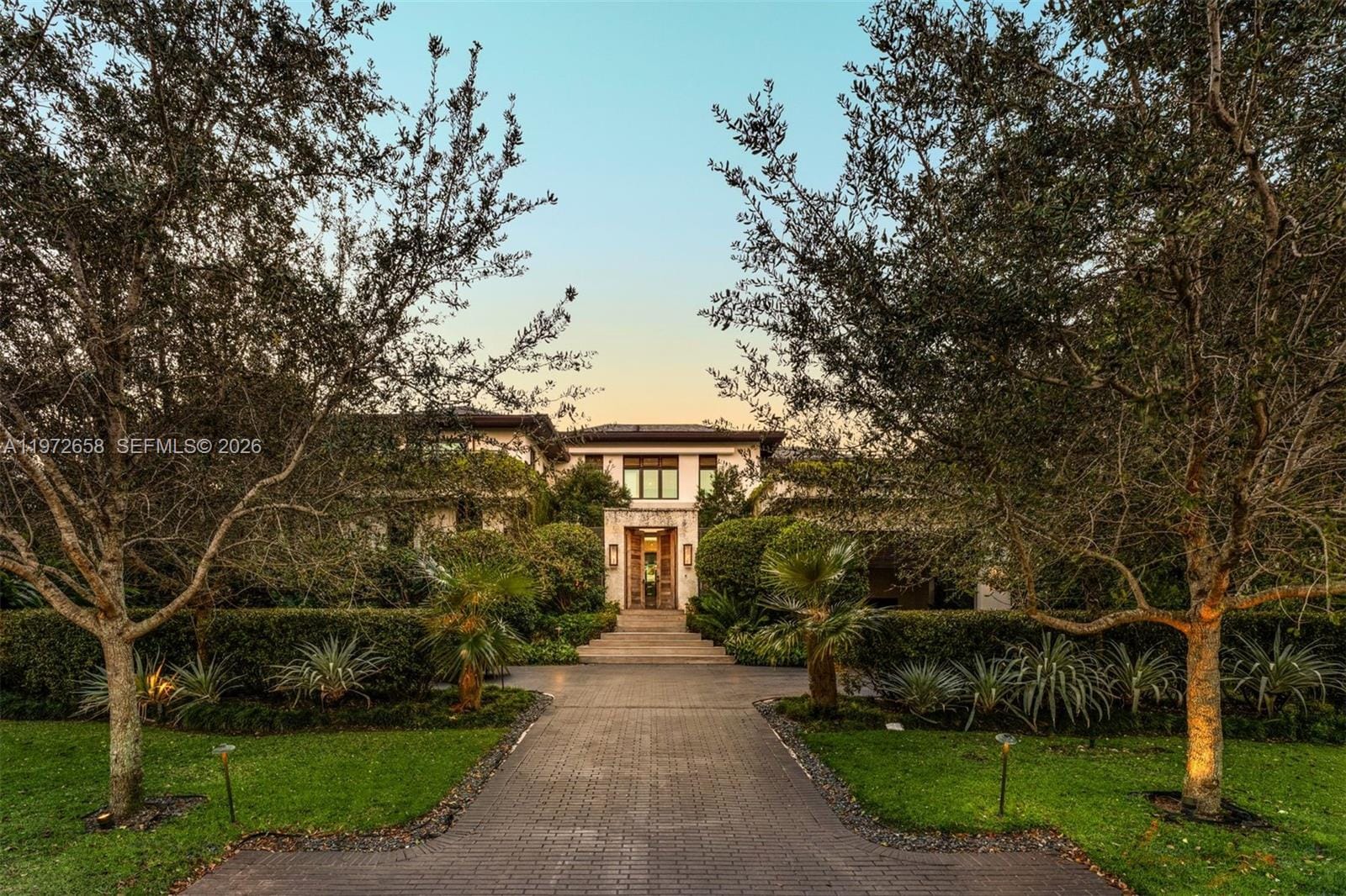 6850 Sunrise Court, Coral Gables, FL 33133