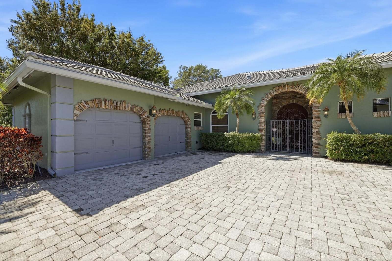 8634 Sawpine Road, Delray Beach, FL 33446 photo 2