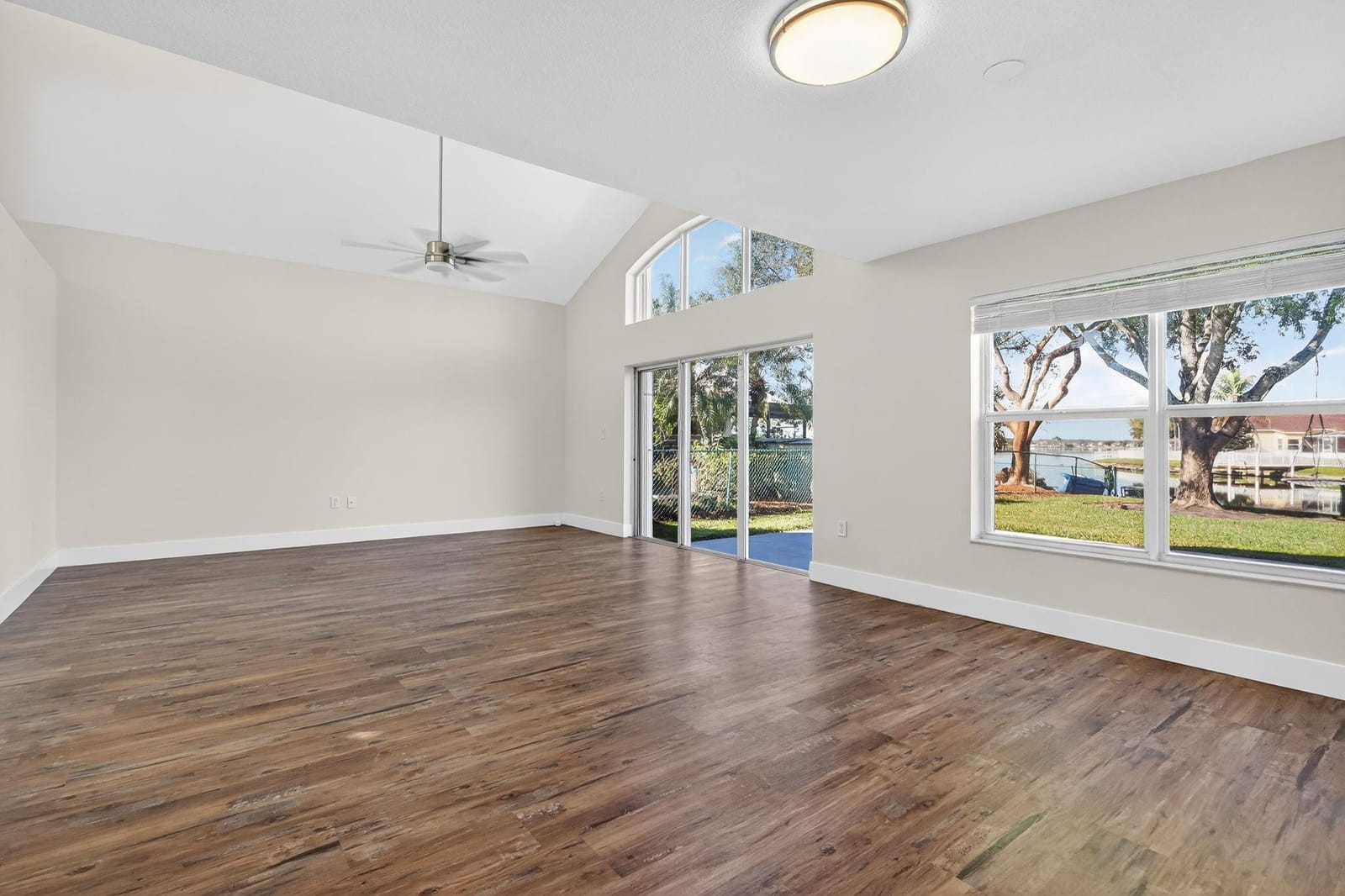 2450 NW 186th Avenue — photo 12