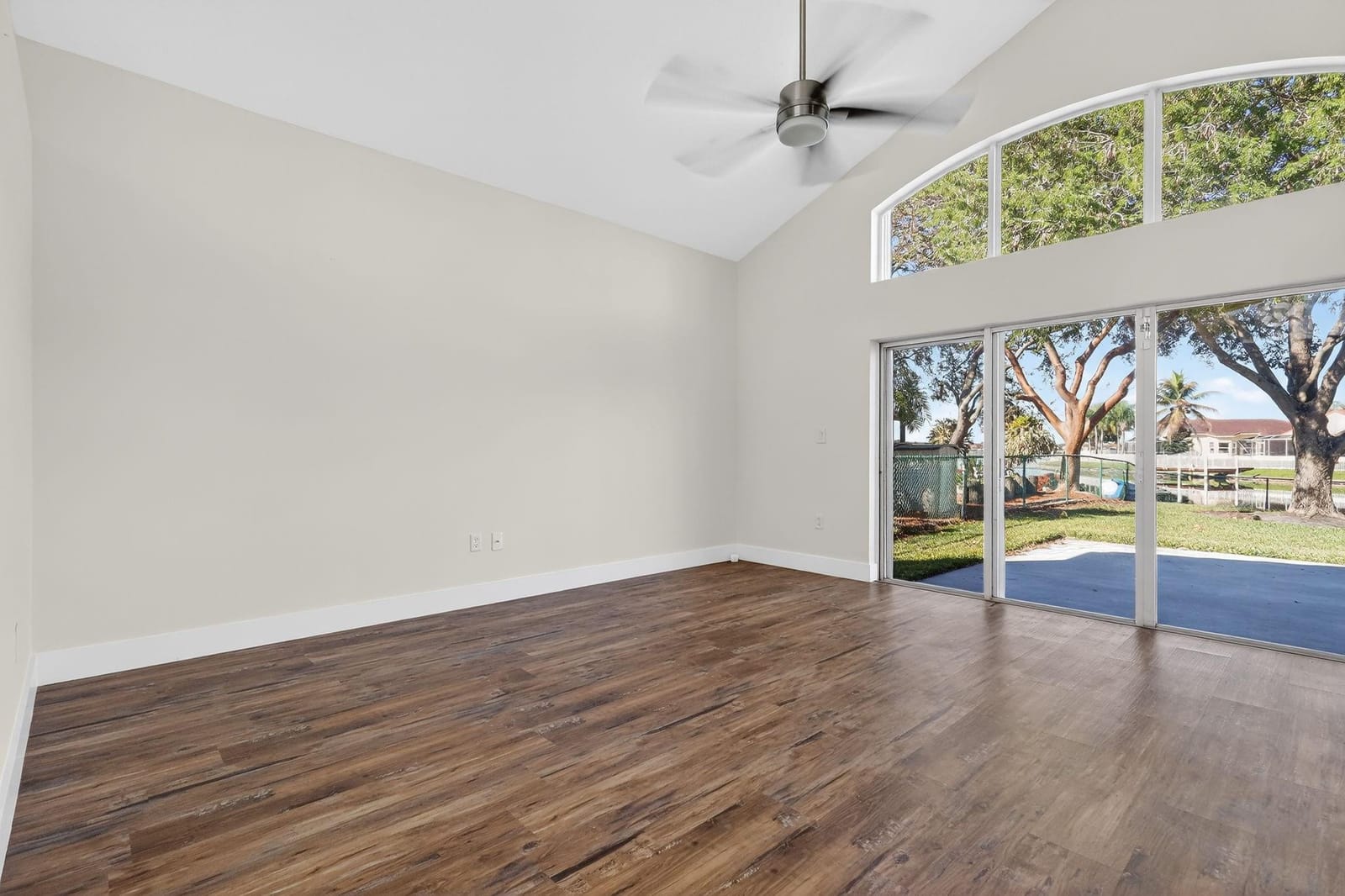 2450 NW 186th Avenue, Pembroke Pines, FL 33029 photo 13