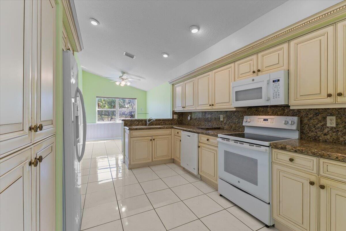 14080 Glenlyon Court, Delray Beach, FL 33446 photo 15