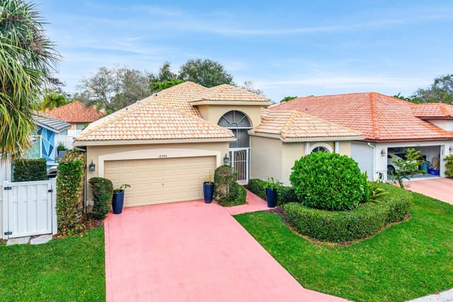 13594 Paisley Drive, Delray Beach, FL 33446
