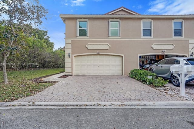 3542 Santa Fe Place, Coconut Creek, FL 33073