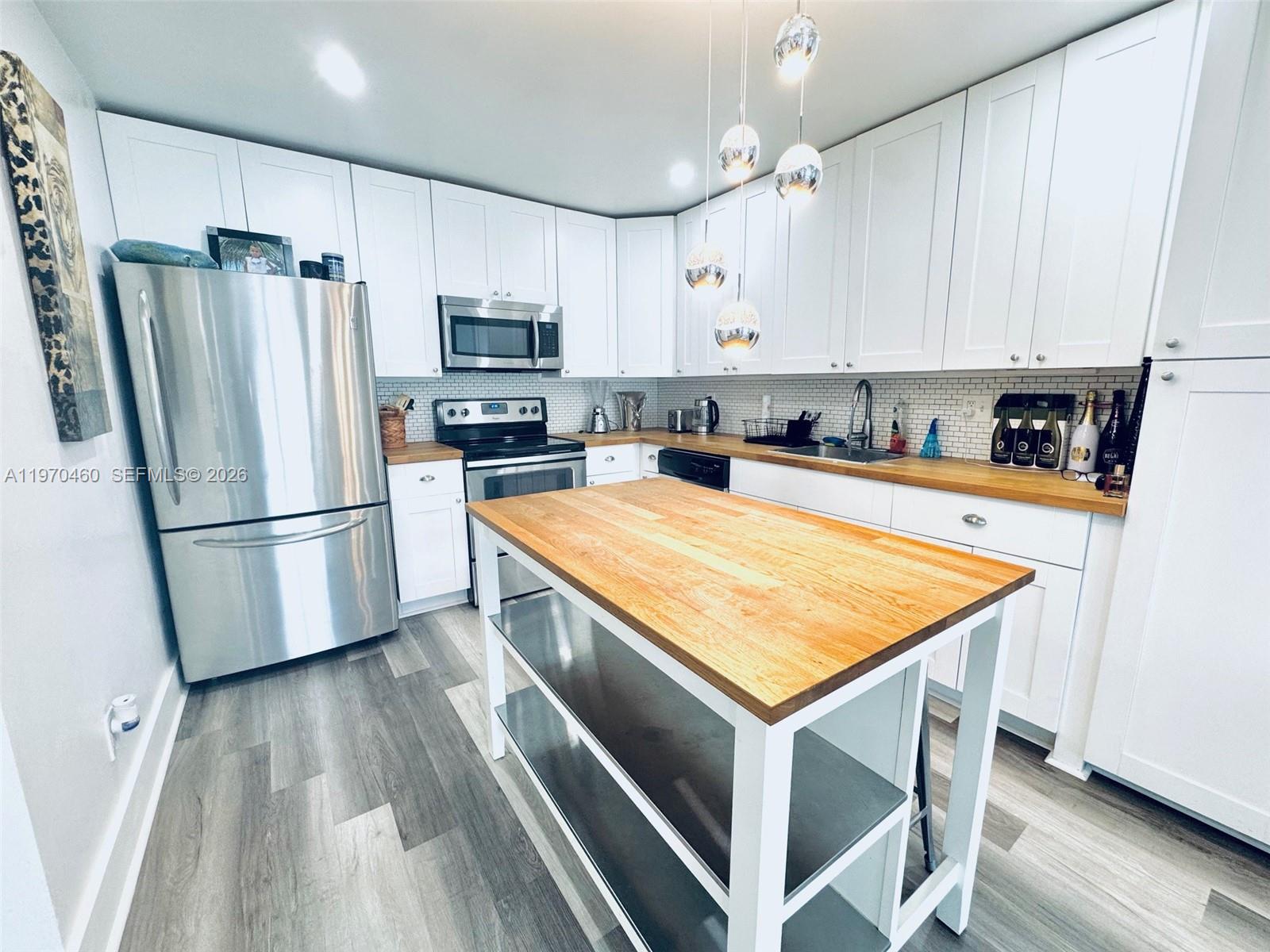 13499 Biscayne Boulevard PH1705, North Miami, FL 33181, North Miami