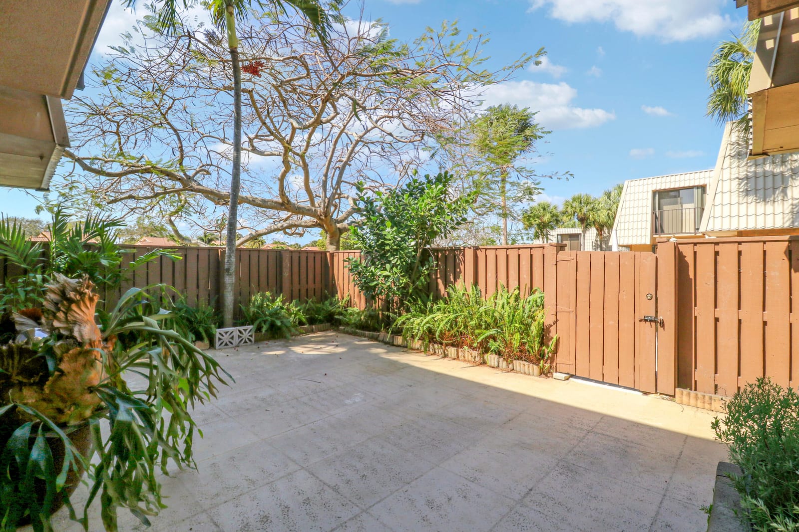 5524 55th Way, West Palm Beach, FL 33409 photo 9